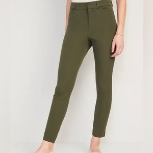High-Waisted Pixie Skinny Ankle Pants - Dark Olive Green